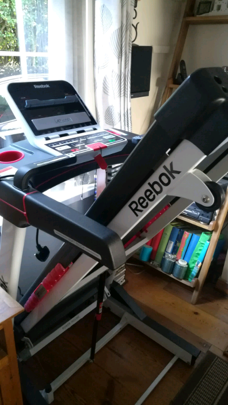 treadmill reebok jet 100
